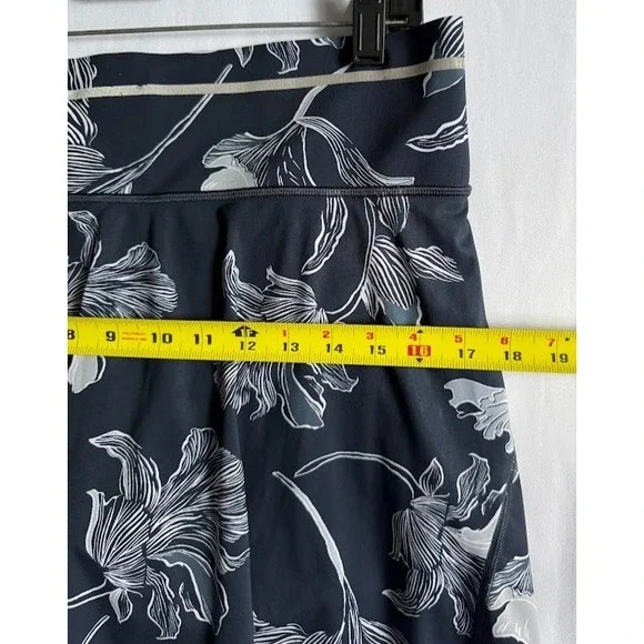 Athleta Skort Women Medium Blue Floral‎ Pockets Activewear Tennis Golf Stretch - Picture 5 of 16
